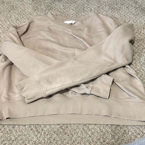 H&M Light Tan Pullover - Picture 1 of 5